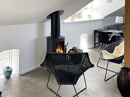 Fairytale Holiday Home in Aabenraa near Sea
