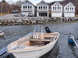 10 Person Holiday Home in Brattvag