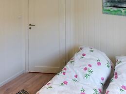 10 Person Holiday Home in Brattvag