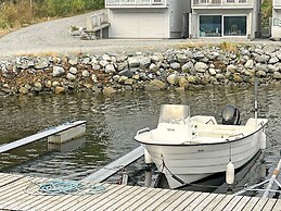 10 Person Holiday Home in Brattvag