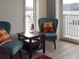 10 Person Holiday Home in Brattvag