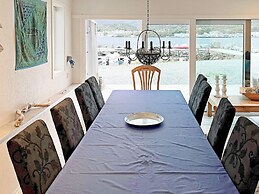 10 Person Holiday Home in Brattvag