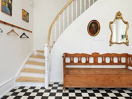 Vintage Holiday Home in Syddanmark With Private Whirlpool