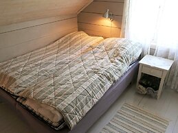 6 Person Holiday Home in Hennes