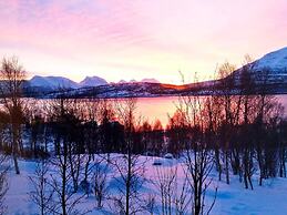 5 Person Holiday Home in Straumsbukta-by Traum