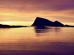 5 Person Holiday Home in Straumsbukta-by Traum