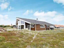 10 Person Holiday Home in Thisted-by Traum