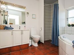 6 Person Holiday Home in Blavand