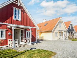 6 Person Holiday Home in Blavand