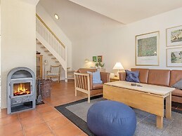 6 Person Holiday Home in Blavand