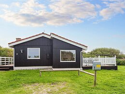6 Person Holiday Home in Ringkobing-by Traum