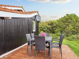 6 Person Holiday Home in Ringkobing-by Traum