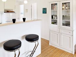 6 Person Holiday Home in Ringkobing-by Traum