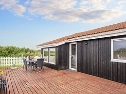 6 Person Holiday Home in Ringkobing-by Traum