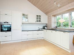 8 Person Holiday Home in Borkop