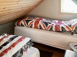 8 Person Holiday Home in Sæbø