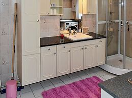 8 Person Holiday Home in Sæbø