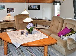 8 Person Holiday Home in Sæbø