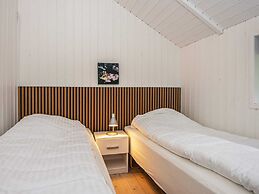 6 Person Holiday Home in Hovborg-by Traum