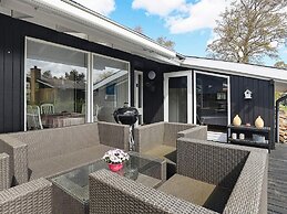 Spacious Holiday Home in Væggerløse near Sea