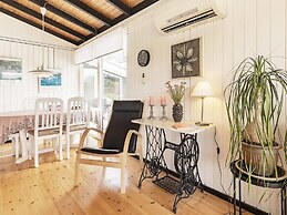 Spacious Holiday Home in Væggerløse near Sea