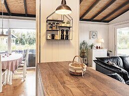 Spacious Holiday Home in Væggerløse near Sea