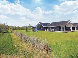 8 Person Holiday Home in Hadsund