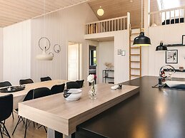 8 Person Holiday Home in Hadsund