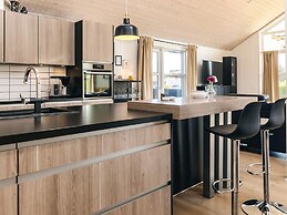 8 Person Holiday Home in Hadsund