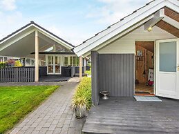 8 Person Holiday Home in Hovborg