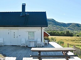 5 Person Holiday Home in Oksvoll