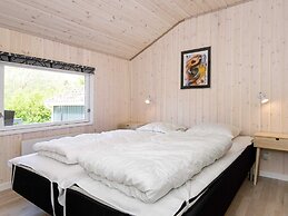 8 Person Holiday Home in Hejls