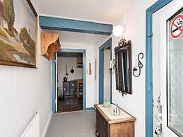 Vintage Holiday Home in Bredebro near Sea