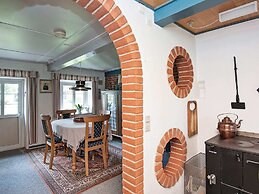 Vintage Holiday Home in Bredebro near Sea