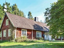 8 Person Holiday Home in Lonsboda