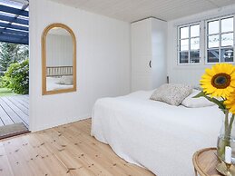 6 Person Holiday Home in Struer-by Traum