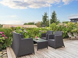 6 Person Holiday Home in Struer-by Traum