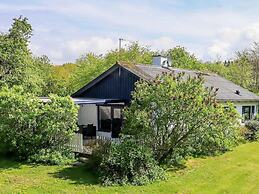 Refreshing Holiday Home in Spøttrup near Sea