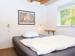 8 Person Holiday Home in Grenaa-by Traum