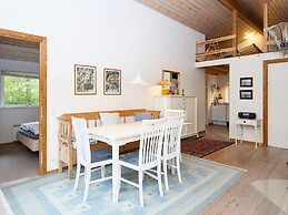 8 Person Holiday Home in Grenaa-by Traum