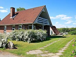 6 Person Holiday Home in Hesselager-by Traum