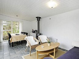 6 Person Holiday Home in Jerup-by Traum