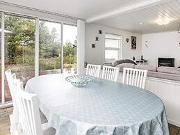 6 Person Holiday Home in Jerup-by Traum