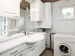 6 Person Holiday Home in Jerup-by Traum