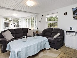 6 Person Holiday Home in Jerup-by Traum