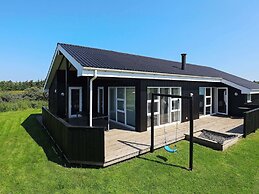 6 Person Holiday Home in Hirtshals-by Traum