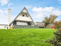 6 Person Holiday Home in Aabenraa-by Traum