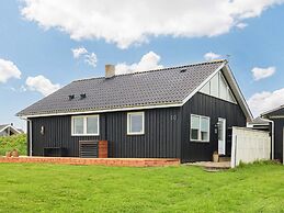 6 Person Holiday Home in Lokken-by Traum