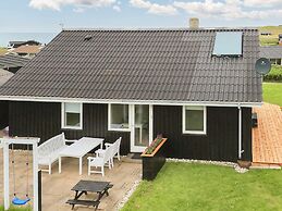6 Person Holiday Home in Lokken-by Traum