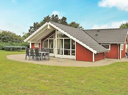 Scenic Holiday Home in Hemmet near Ringkobing Fjord